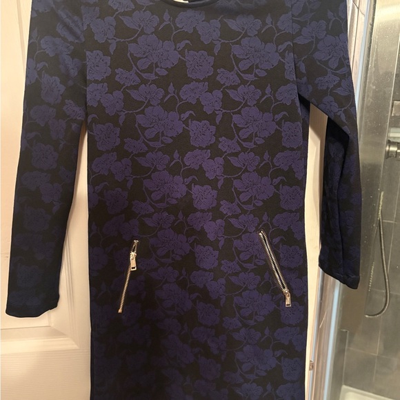 Guess Other - Guess Black and Blue Floral Long Sleeve Dress